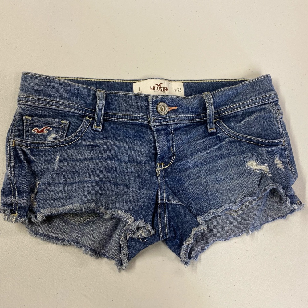 Girls hollister shorts